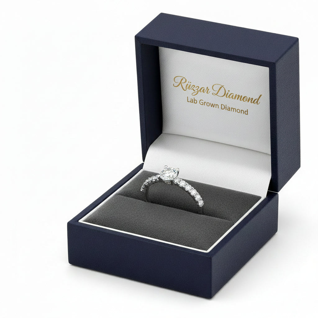 C151-13 Dört Tırnak Yuvarlak Taşlı